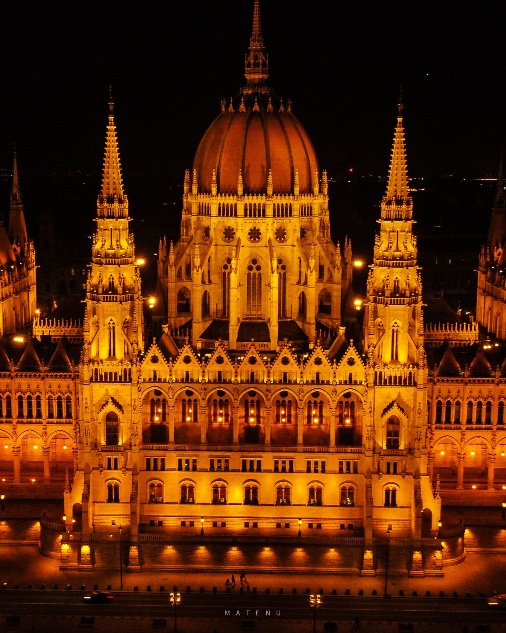 Hungarian-Parliament